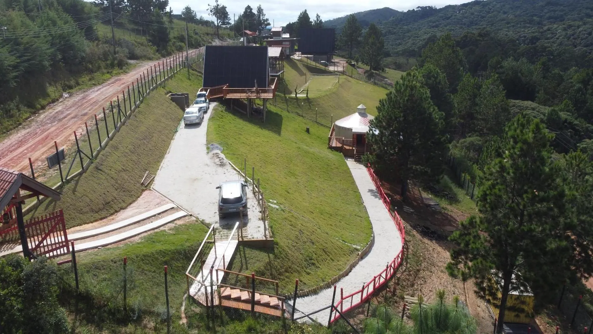 Chale Em Campos Do Jordao - Kublai Chales Lodge